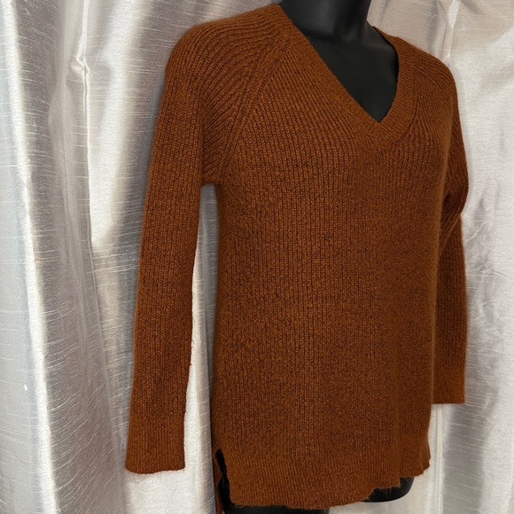 Natural Reflections V Neck Sweater Women’s M Burnt Orange Oversized Loose Fit - Picture 2 of 7